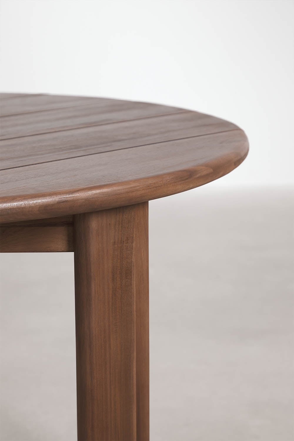Runder Esstisch Ø110 cm aus Akazienholz Uleno, Galeriebild 2