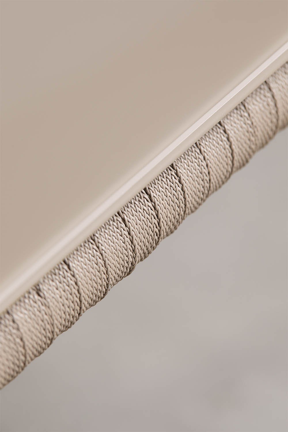 Rechteckiger Gartentisch 160x90 cm aus Glas und Aluminium Arhiza     , Galeriebild 4