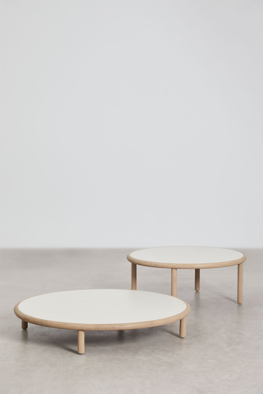 Set aus 2 runden Couchtischen für den Garten aus Akazienholz Olivia, Galeriebild 1