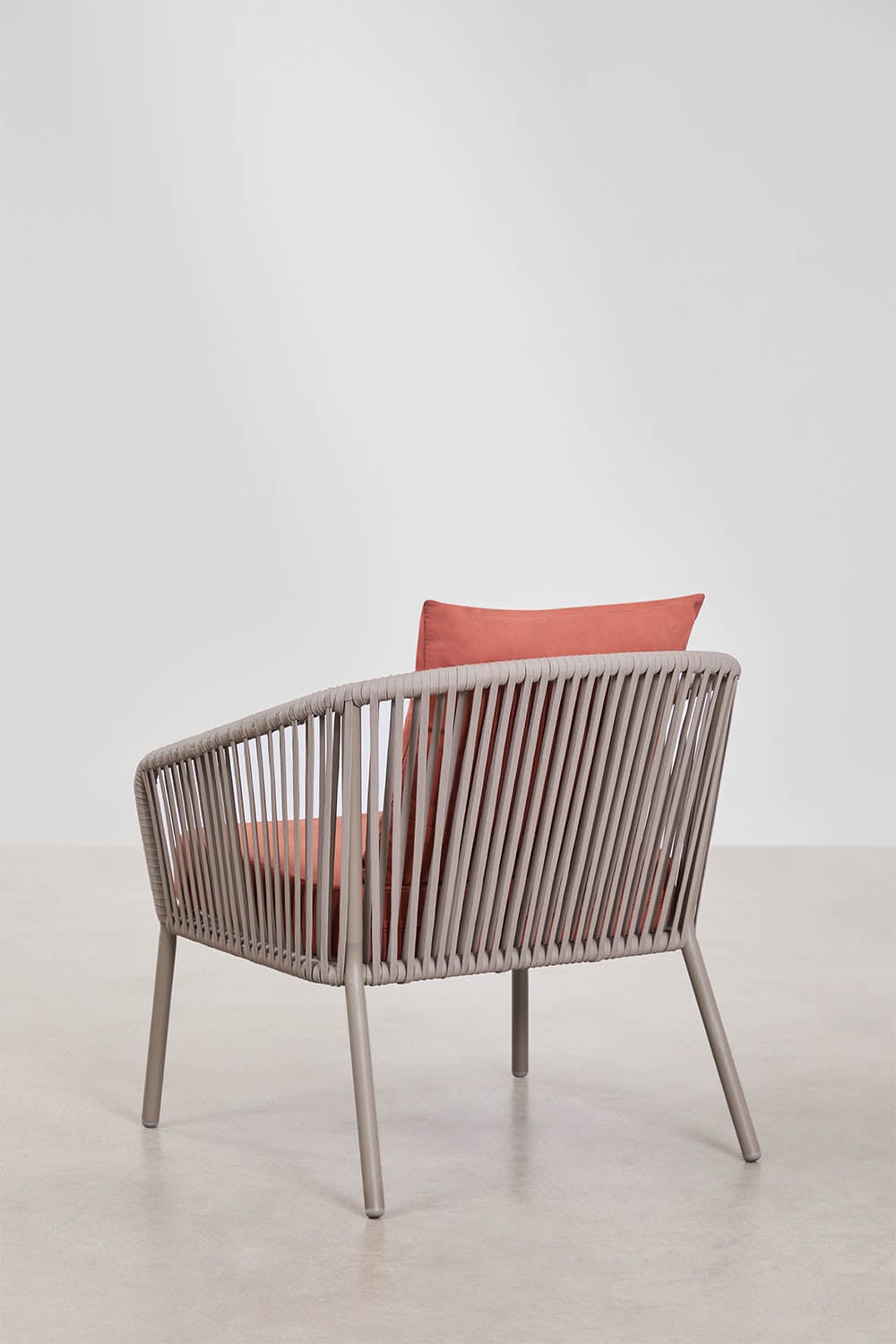 Gartenset mit 2-Sitzer-Sofa, 2 Sesseln aus geflochtener Schnur und Couchtisch Arhiza, Galeriebild 8