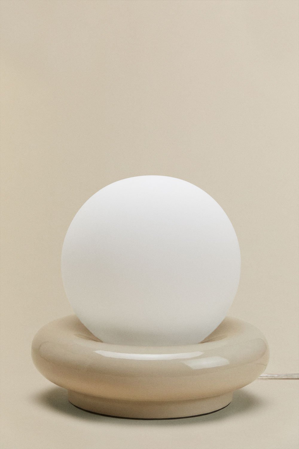 Tischlampe aus Keramik mit Kryx-Glaskugel, Galeriebild 3