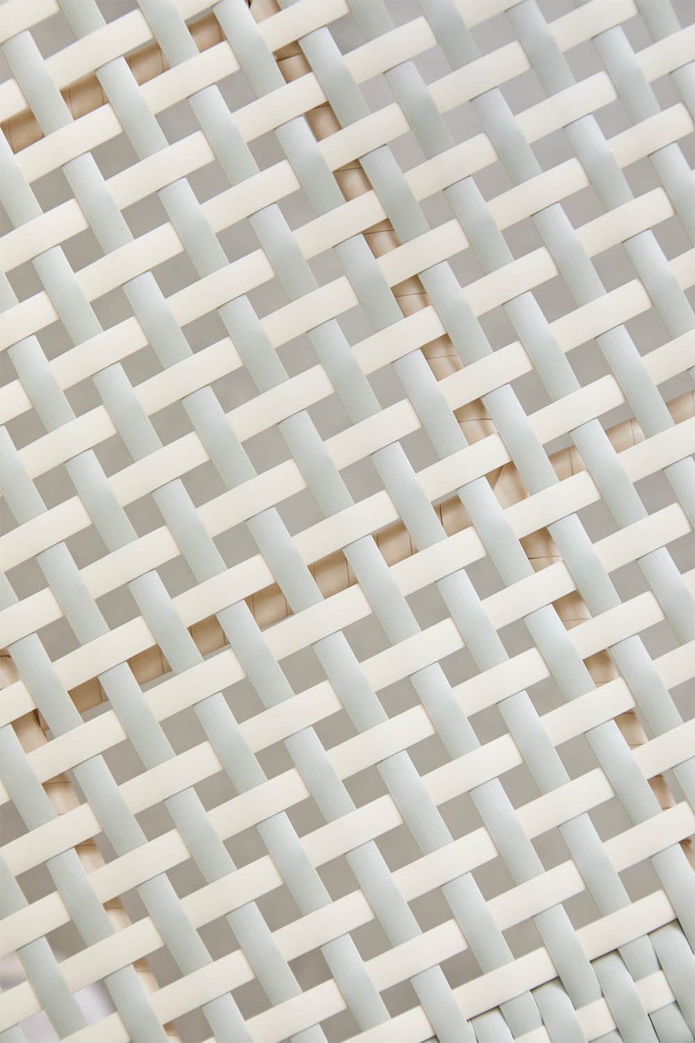 4er-Set stapelbare Esszimmerstühle aus Stahl und synthetischem Rattan Veyra, Galeriebild 7