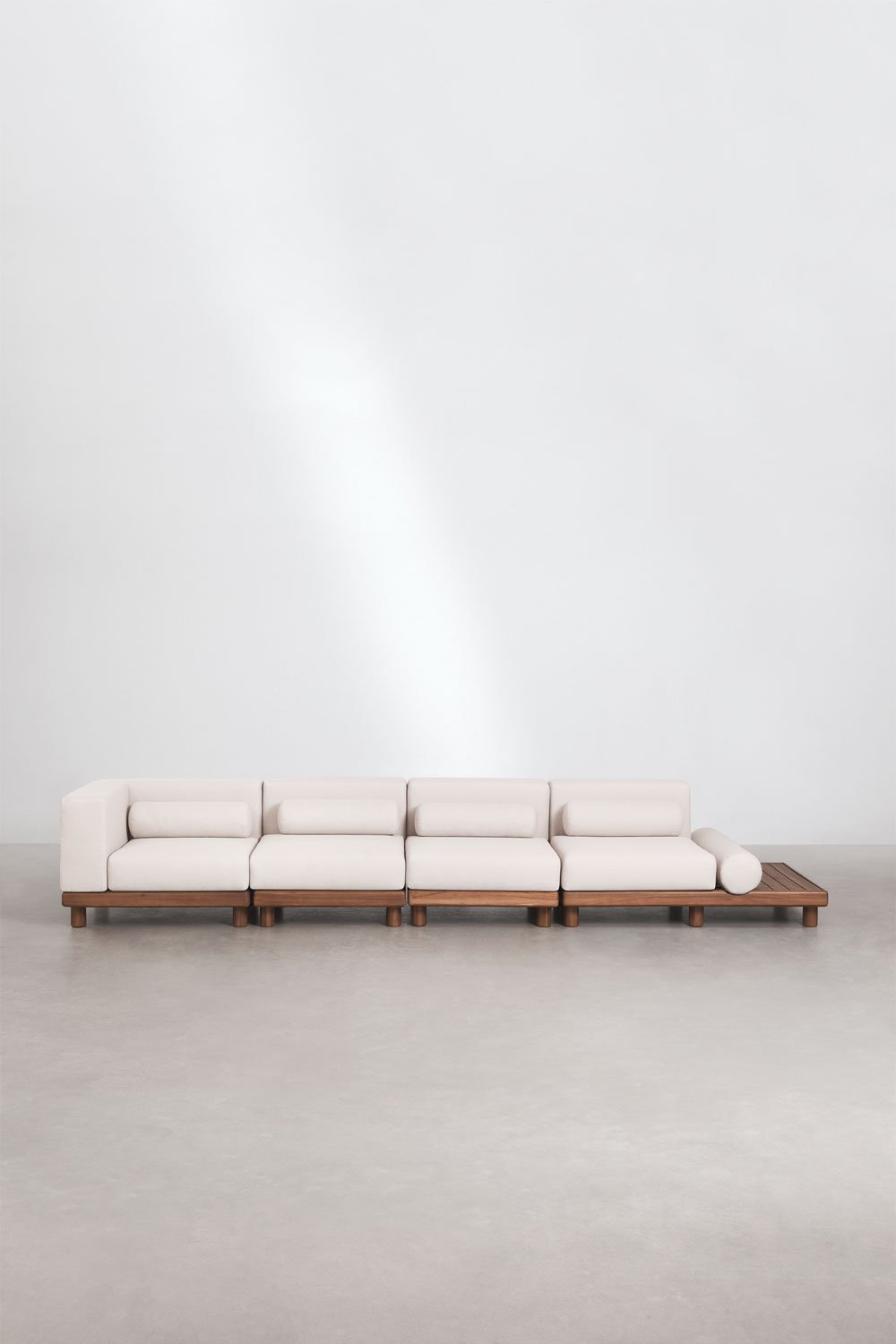 4-teiliges modulares Gartensofa mit Eckmodul und seitlichem Beistelltisch aus Akazie Edrien, Galeriebild 3