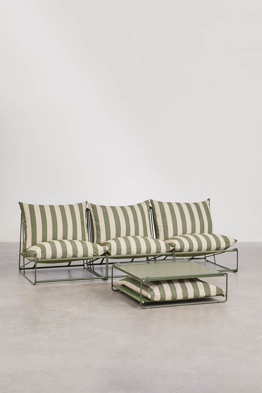 3-teiliges Garten-Set mit modularer Sofa und umwandelbarem Beistelltisch Amaro, Galeriebild 3