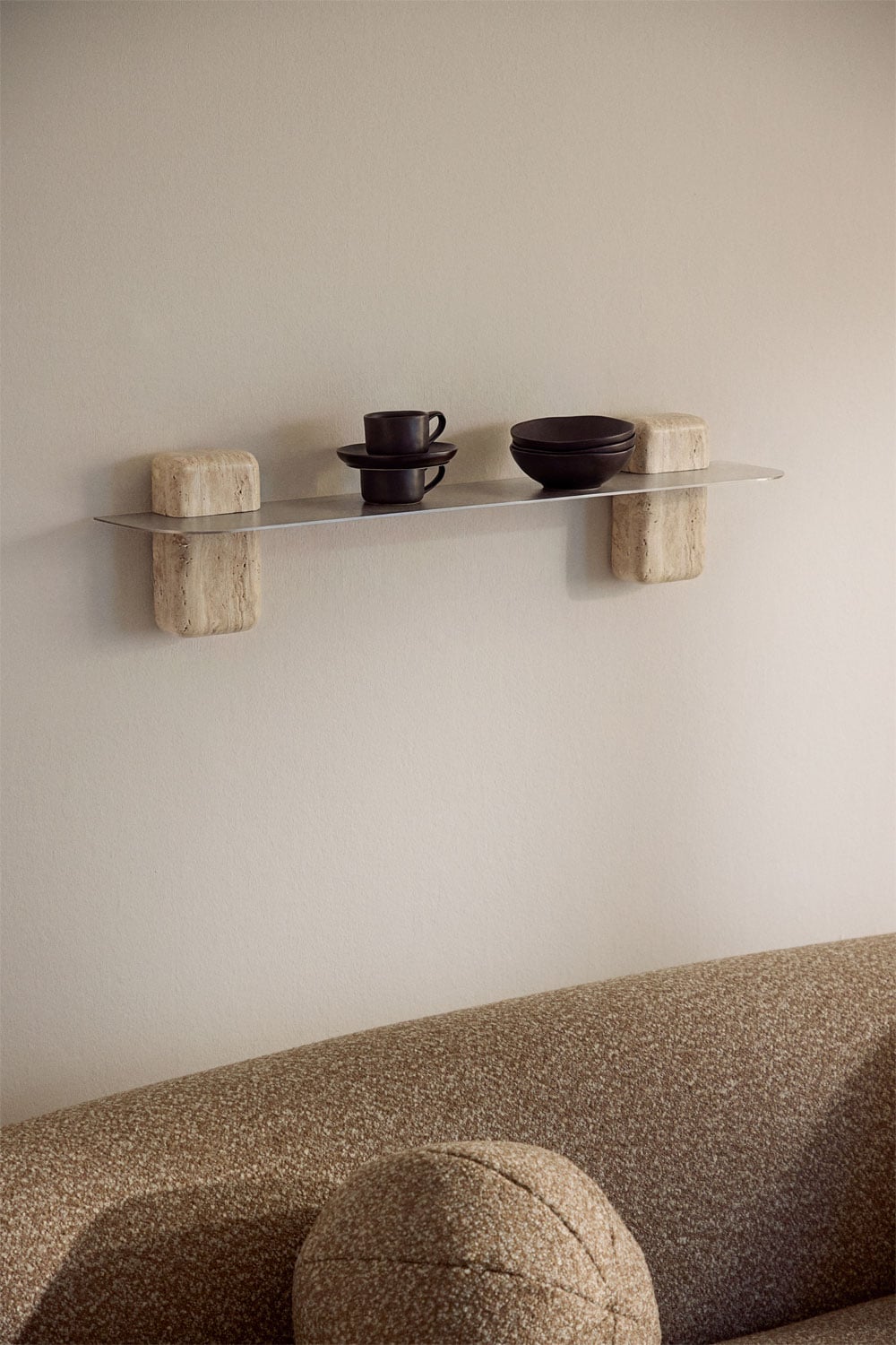 Serbisches Wandregal aus Edelstahl, Galeriebild 1