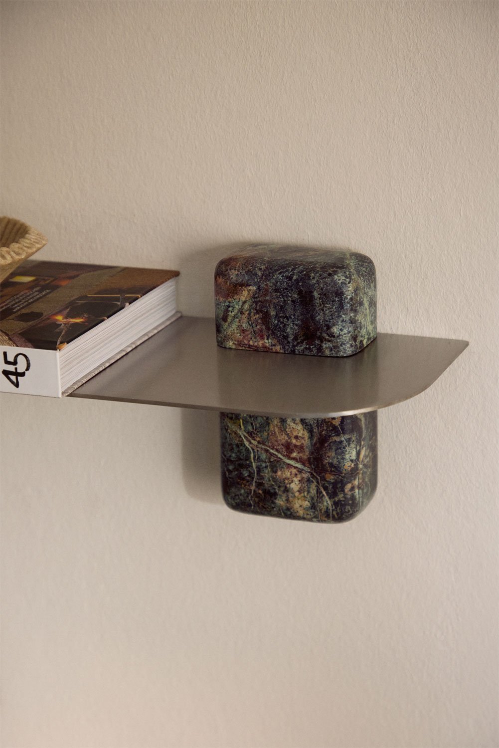 Pack mit 2 Wandregalen aus Edelstahl und serbischem Naturstein, Galeriebild 2