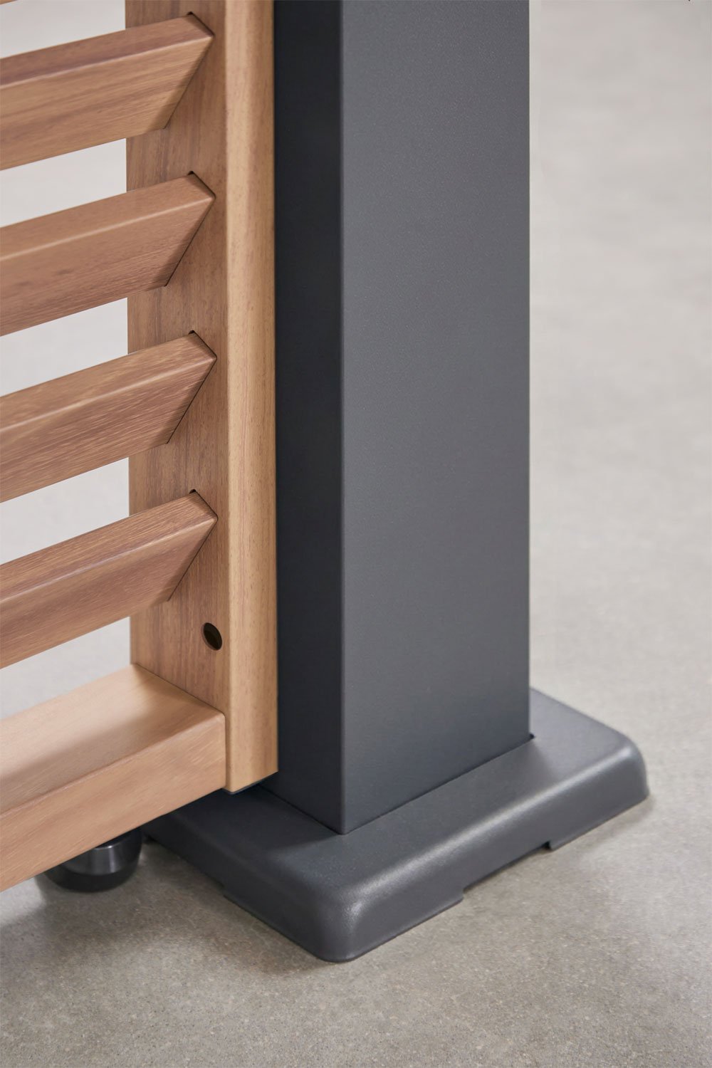 Bioklimatische Pergola mit Lamellen und seitlichem Aluminium-Panel Druvia, Galeriebild 6