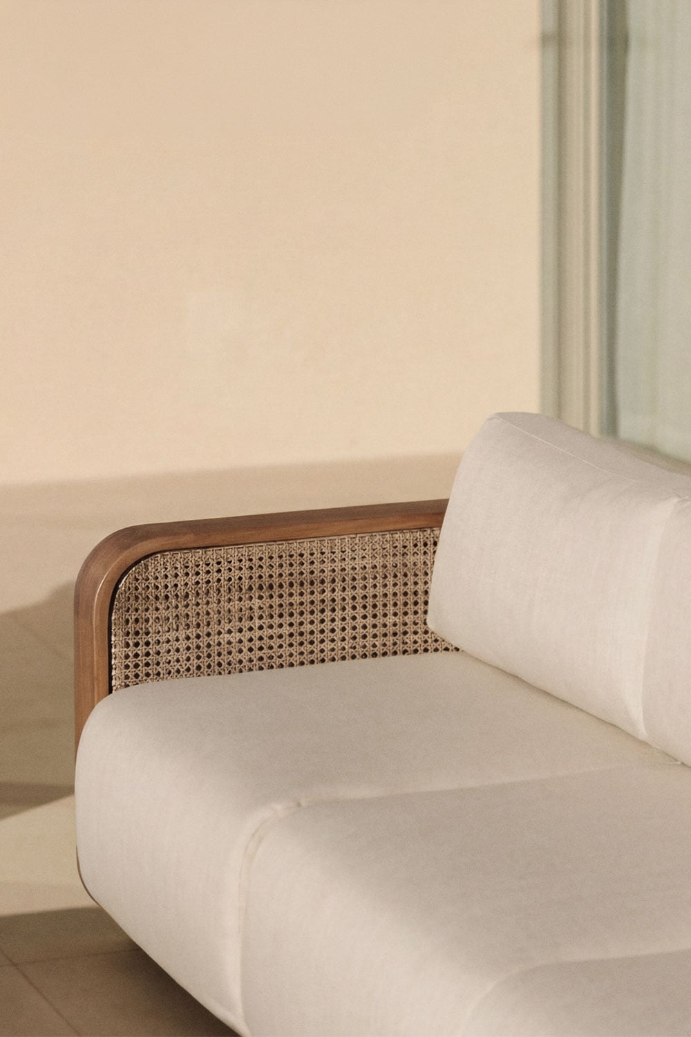 Gartenset mit 3-Sitzer-Sofa und Couchtisch aus Noira-Akazienholz, Galeriebild 2