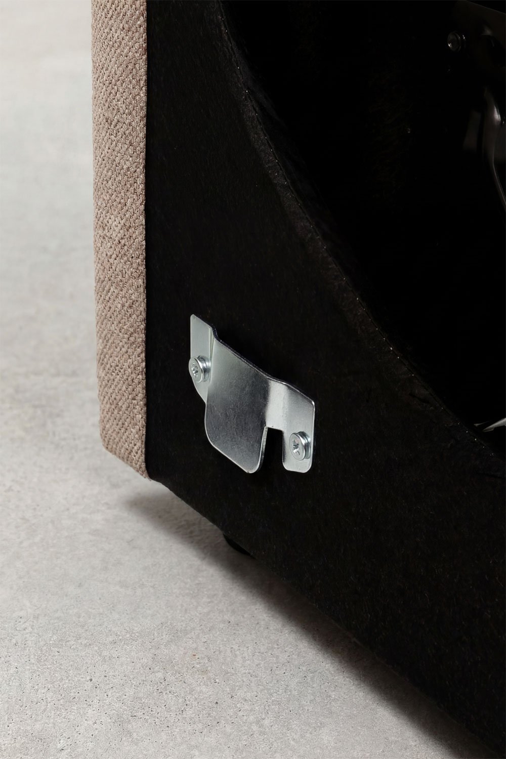 Wohnzimmerset mit 3-Sitzer-Elektro-Recliner-Sofa und gepolstertem Sessel Peggy, Galeriebild 18