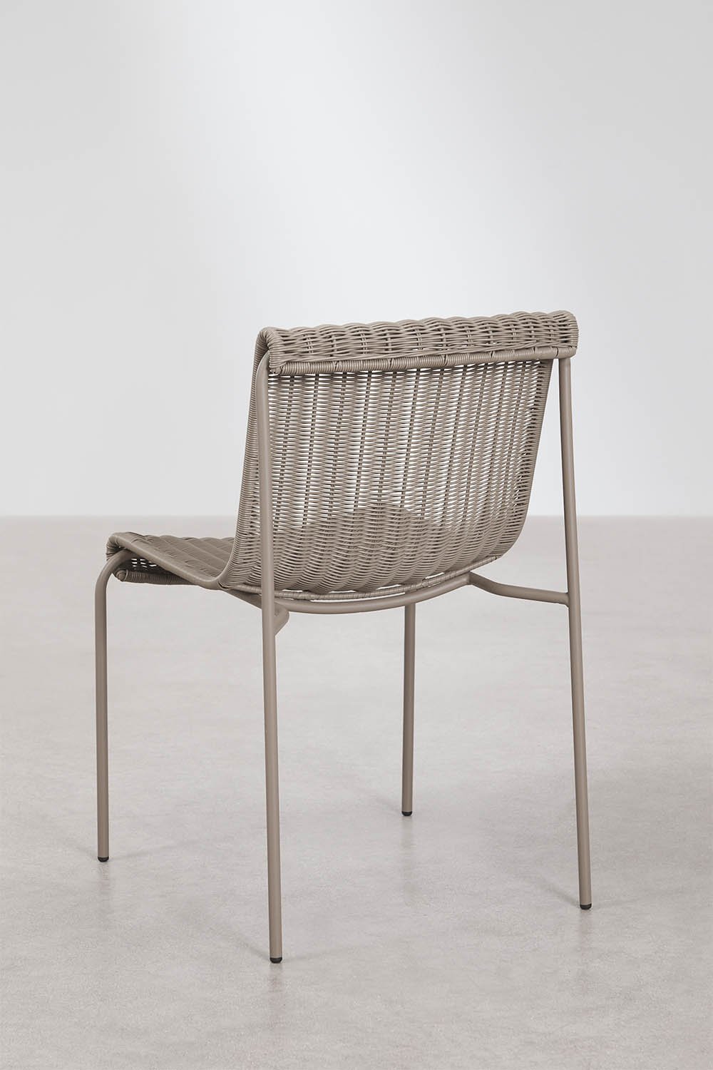 Esszimmerstuhl aus synthetischem Rattan und Stahl Revia, Galeriebild 3