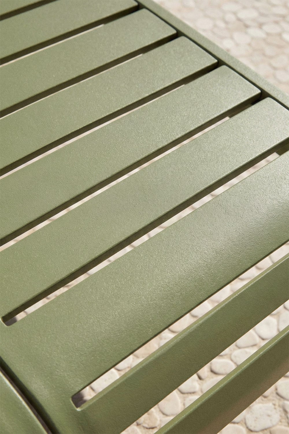 Set aus 2 verstellbaren Liegestühlen und 2 Beistelltischen aus Stahl Marietta, Galeriebild 2