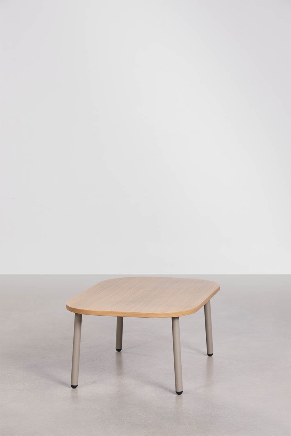 Gartenset mit 2-Sitzer-Sofa, 2 gepolsterten Sesseln und Zunika Stahl-Couchtisch, Galeriebild 13