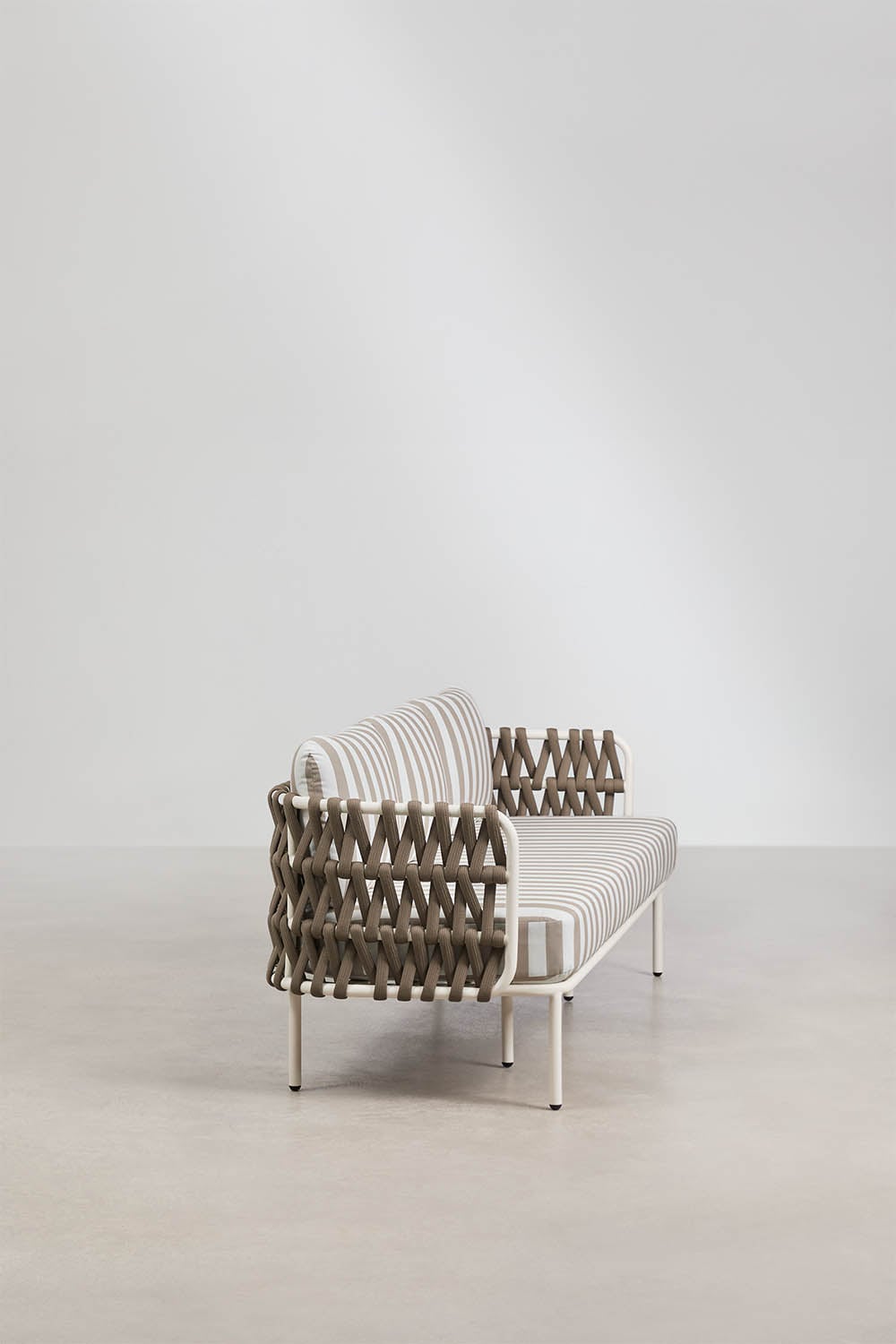 3-Sitzer Garten-Sofa aus Aluminium und geflochtener Tevary-Schnur, Galeriebild 5