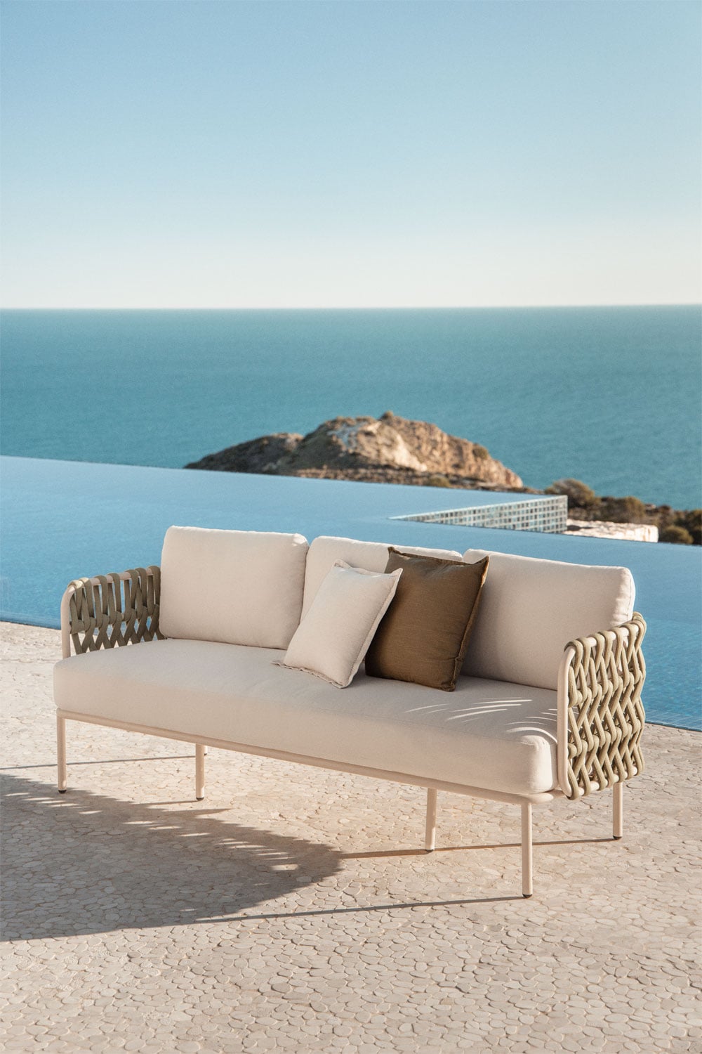 3-Sitzer Garten-Sofa aus Aluminium und geflochtener Tevary-Schnur, Galeriebild 9