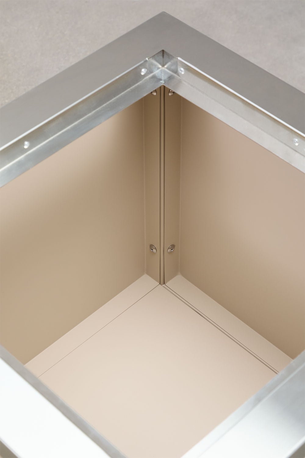 Ecklager-Modul für modulare Außenküche aus Stahl Savona, Galeriebild 3