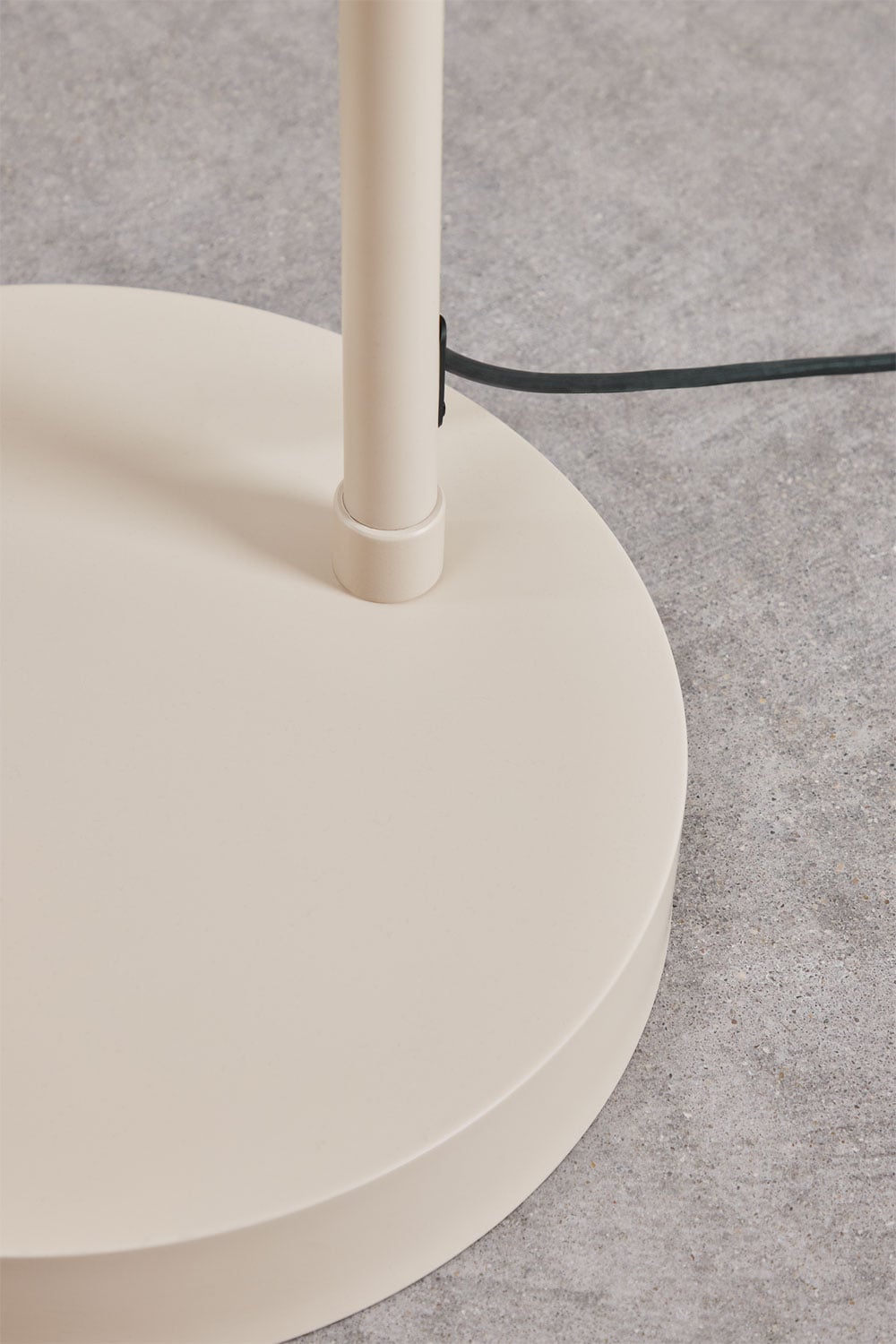 Diala Stehlampe aus Eisen, Galeriebild 6