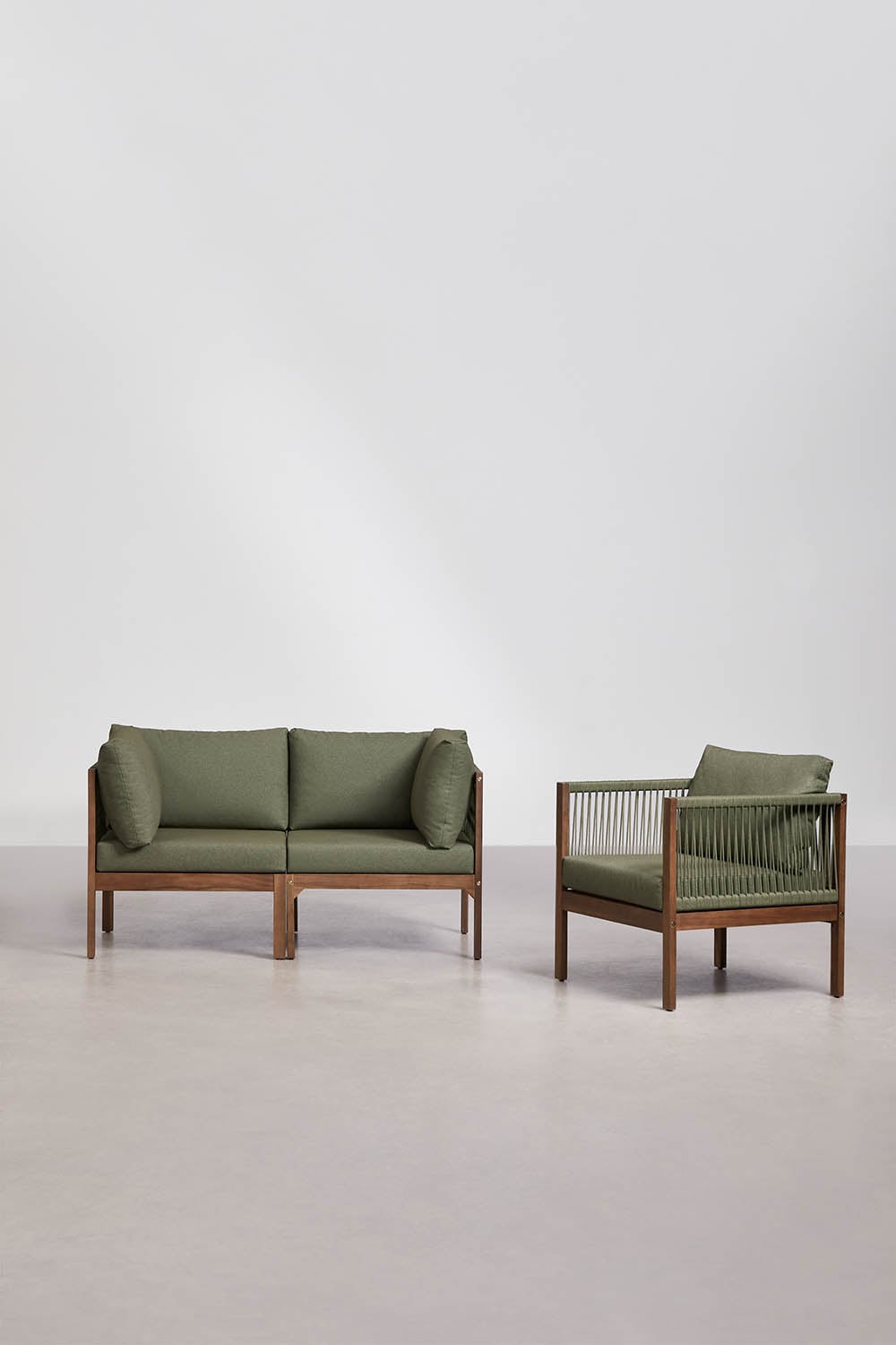 Gartenset mit 2-teiliger modularer Sofagarnitur mit Armlehne und Sessel aus Akazienholz Branson, Galeriebild 1