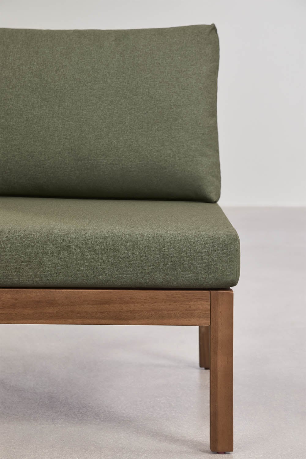 Wohnzimmer-Set mit 3-teiliger modularer Sofagarnitur mit Armlehne, Sessel und Couchtisch aus Akazienholz Branson, Galeriebild 6