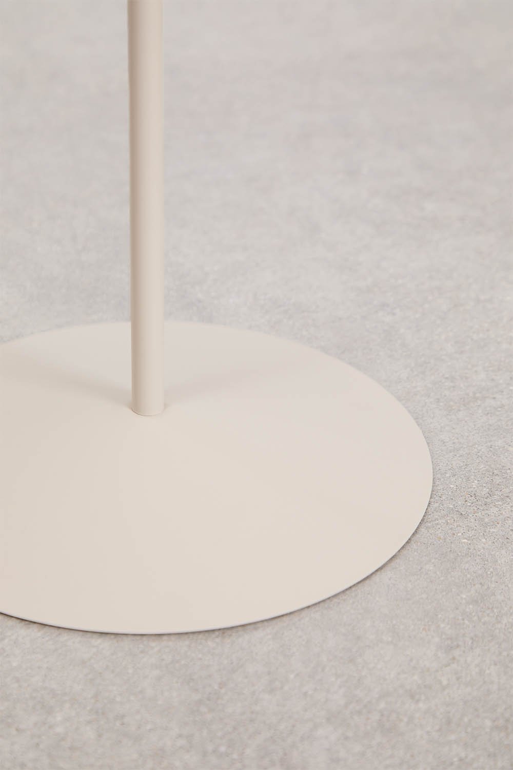 Kabellose LED-Stehlampe für den Außenbereich aus Eisen Emilein, Galeriebild 5