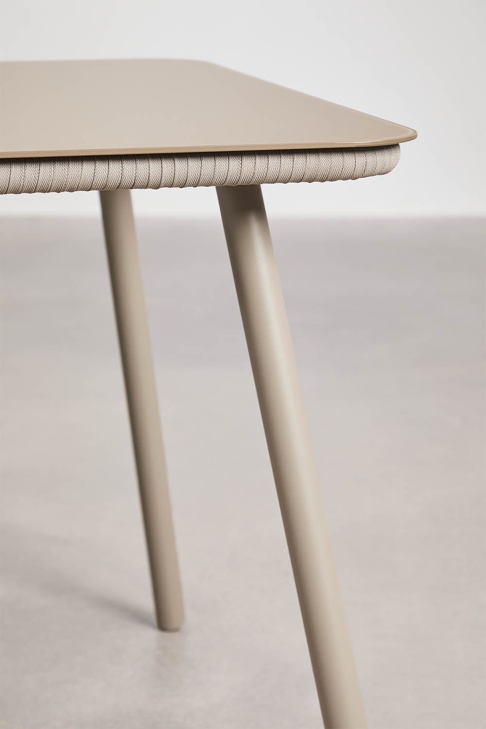 Rechteckiger Esstisch-Set 160x90 cm und 6 Esszimmerstühle aus geflochtener Schnur Arhiza Classic, Galeriebild 4