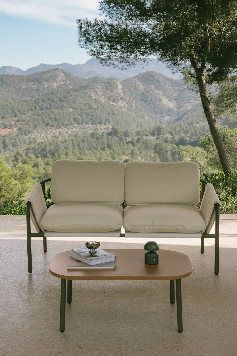 Zunika Garten-Set mit 2-Sitzer-Sofa mit Polster und Stahl-Couchtisch, Galeriebild 1