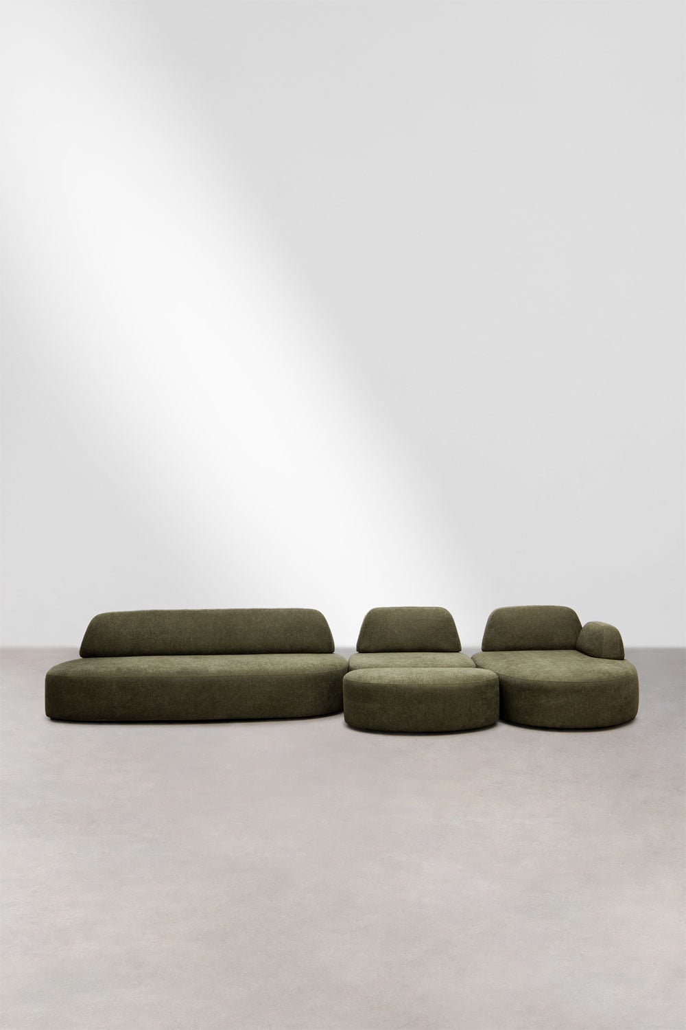 Modulares 3-teiliges Ecksofa mit rechter Chaiselongue, Eckmodul und gepolstertem Hocker Giorgia, Galeriebild 3