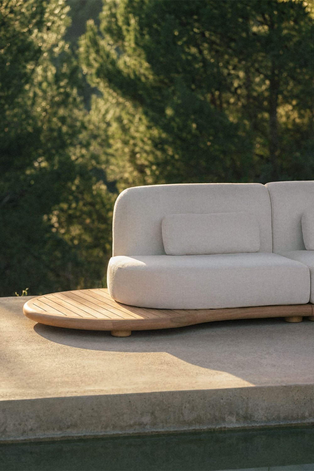Linkes Eckmodul für modularen Garten-Sofa aus Akazienholz Gerard, Galeriebild 1
