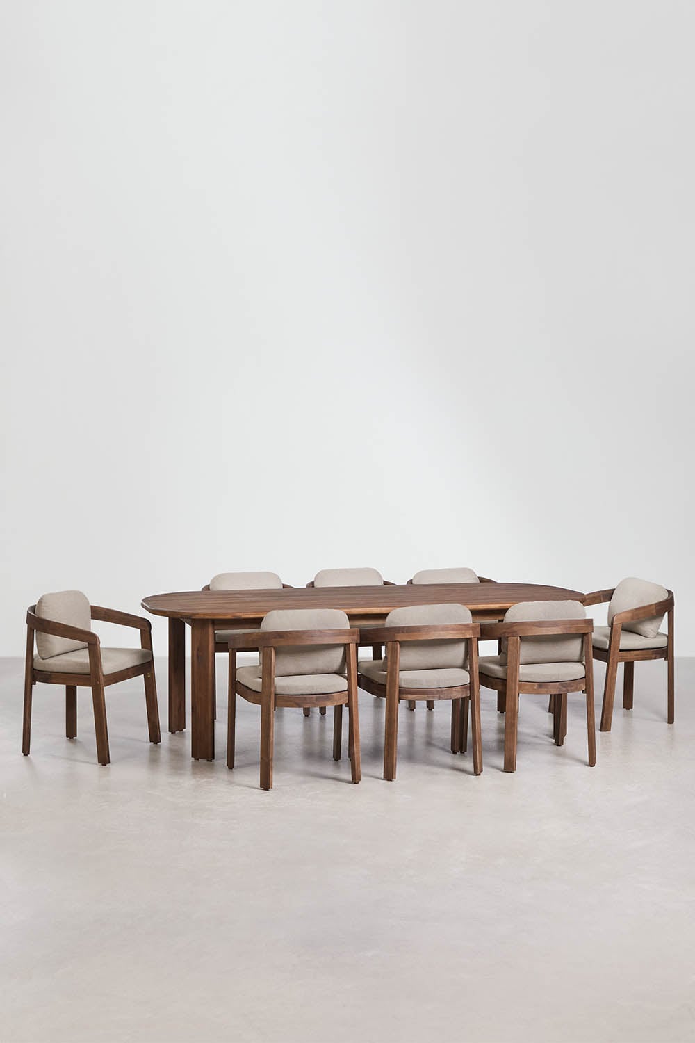 Ovaler Esstisch-Set 240x100 cm und 8 Gartenstühle aus Akazienholz Uleno, Galeriebild 3