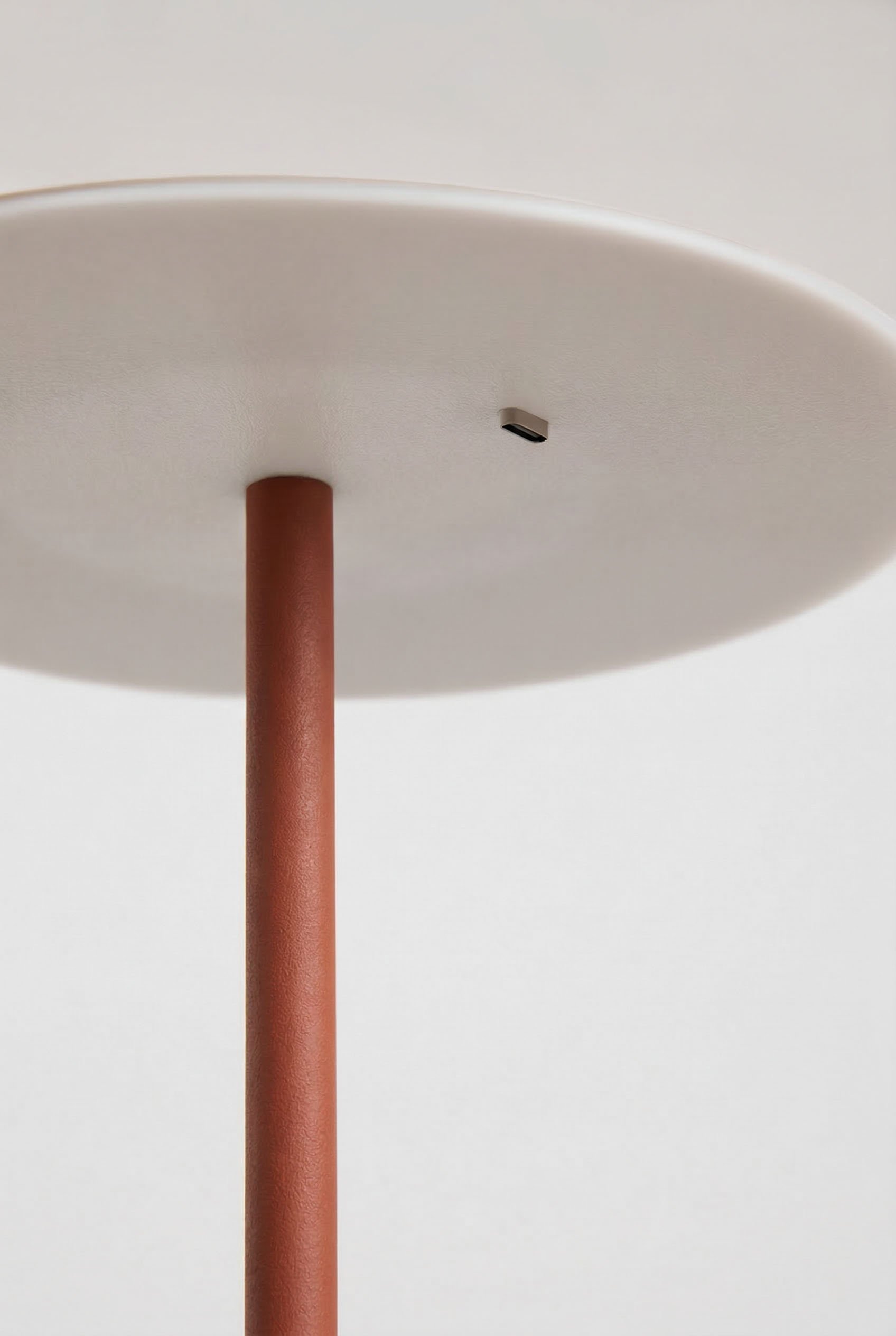 Kabellose LED-Stehlampe für den Außenbereich aus Eisen Emilein, Galeriebild 3