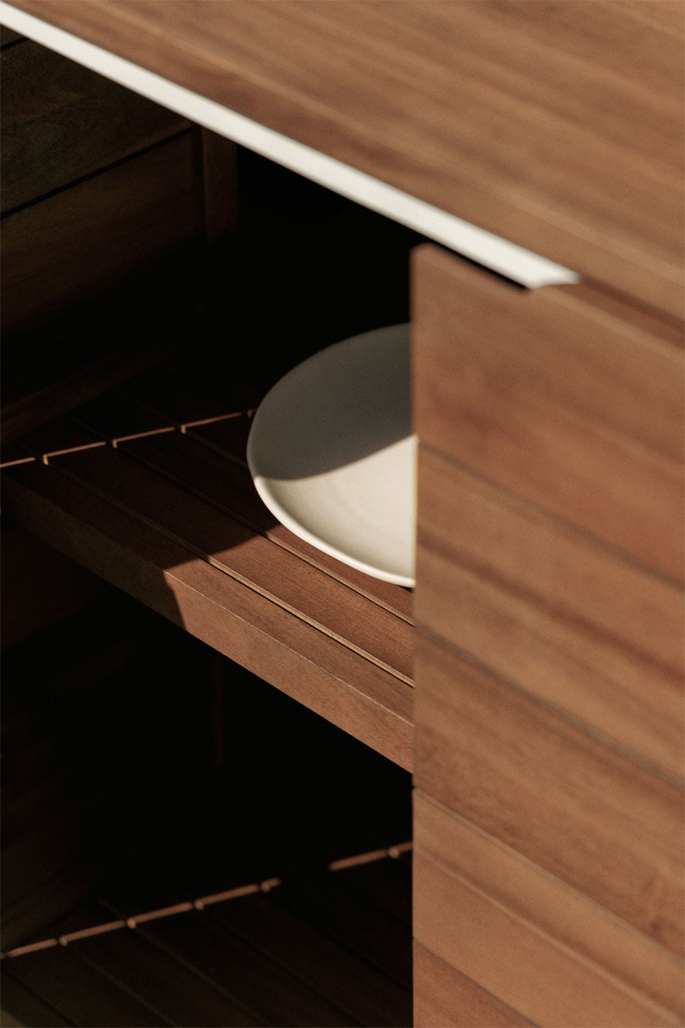 Modulare 2-teilige Außenküche mit Spüle und Stauraum aus Akazienholz Reggie, Galeriebild 2