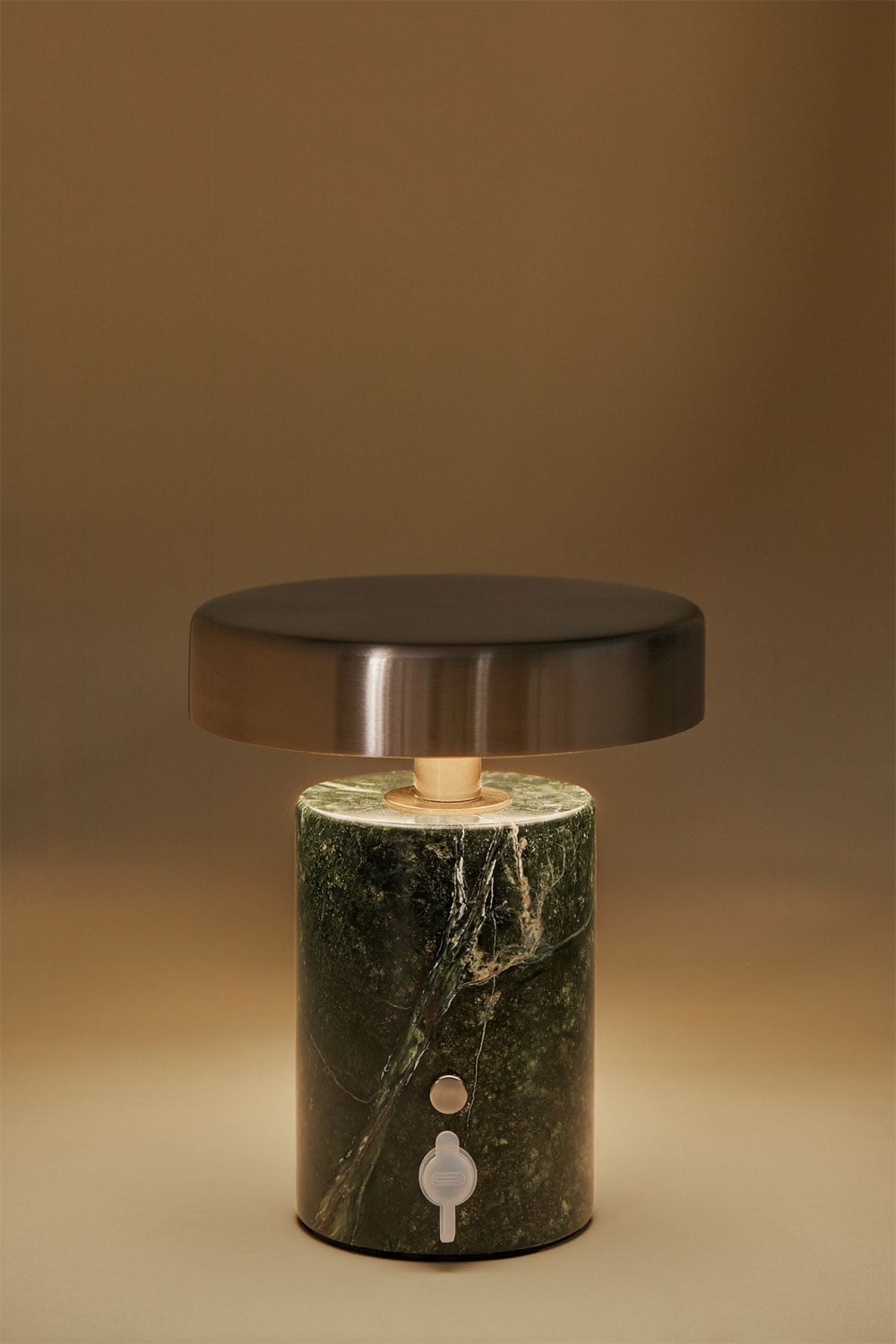 Kabellose LED-Tischlampe für den Außenbereich aus Eisen und Naturstein Isasia, Galeriebild 5