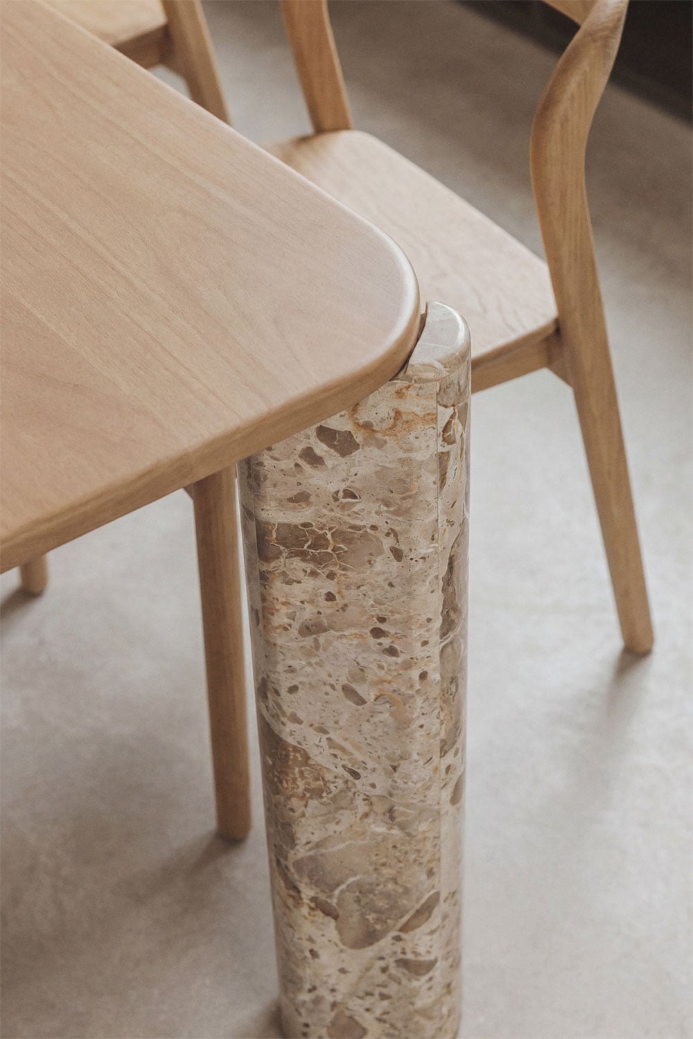 Rechteckiger Esstisch 230x110 cm aus Mangoholz und Naturstein Andeca, Galeriebild 2