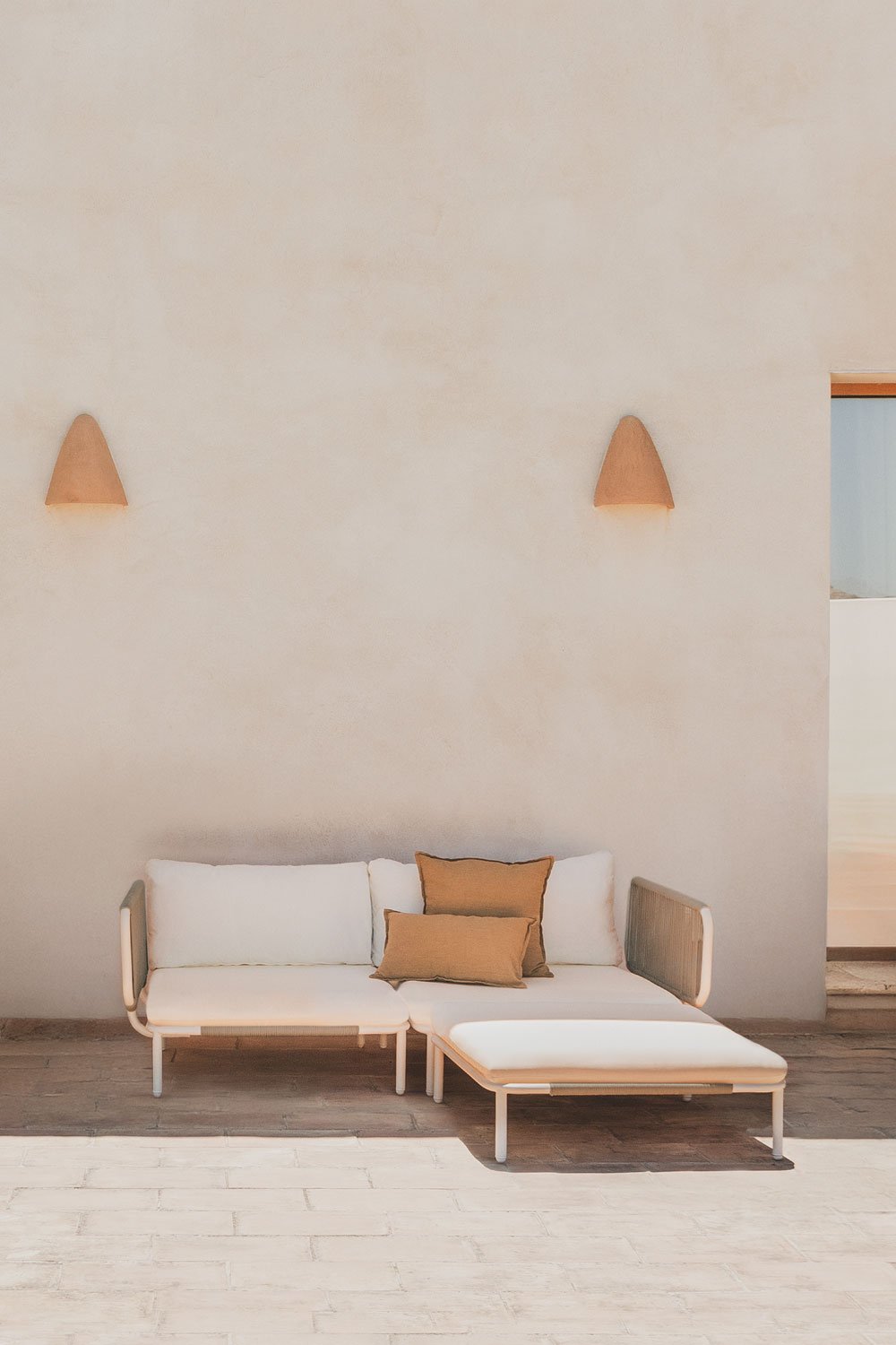 Modulares 2-teiliges Gartensofa mit 2 Eckmodulen und Hocker aus Roubly-Stahl, Galeriebild 1