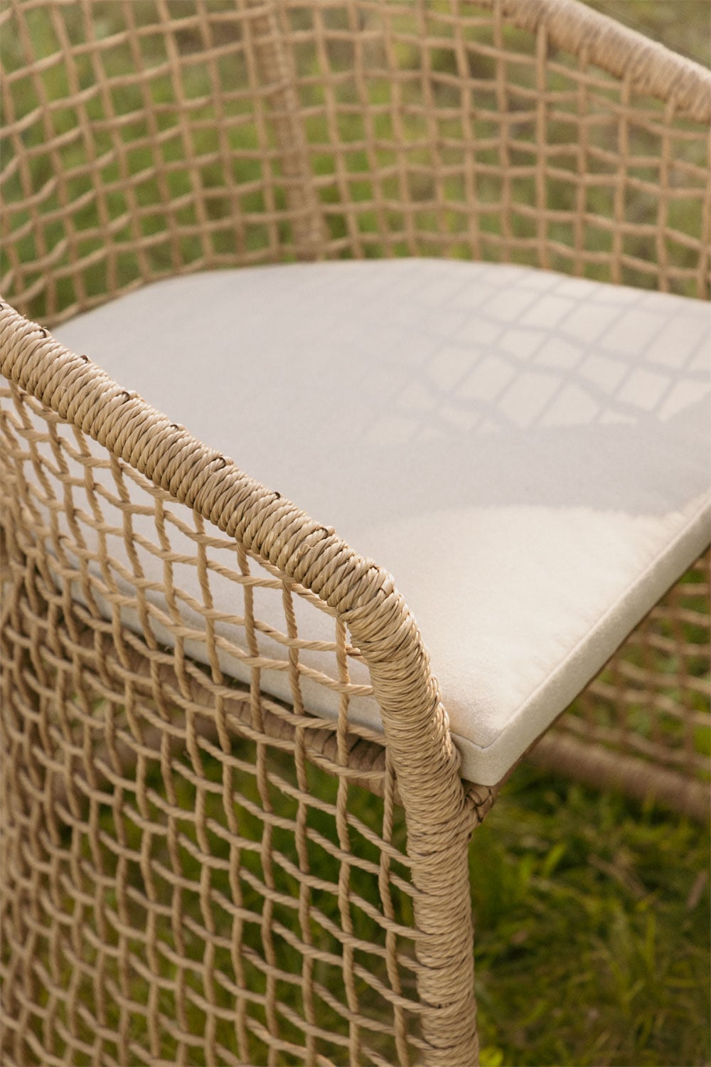 4er-Set Gartenstühle mit Armlehnen aus Stahl und synthetischem Rattan Liparian, Galeriebild 2