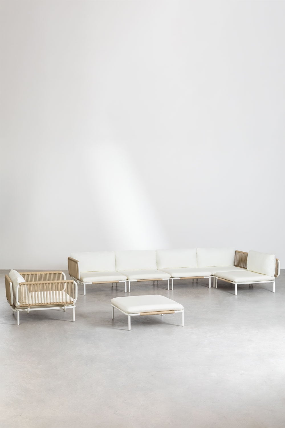 Garten-Set mit 5-teiliger modularer Eckcouch, Hocker und Sessel aus Roubly-Stahl, Galeriebild 1
