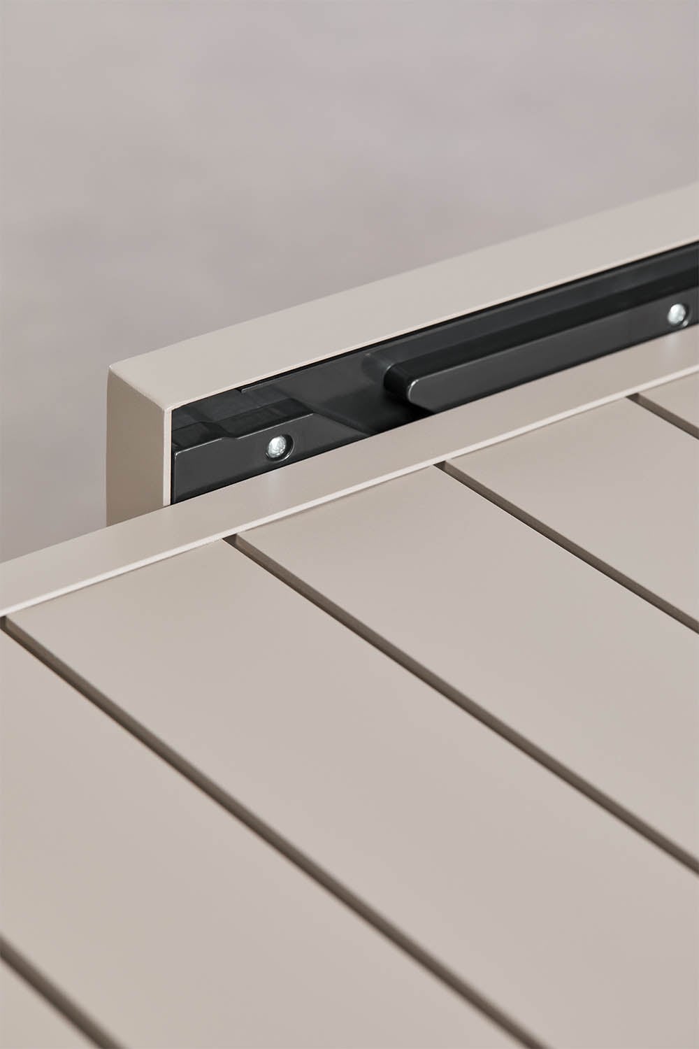 Ausziehbarer Tisch-Set 90-180x90 cm aus Aluminium Starmi und 4 klappbare Regiestühle für den Garten aus Stahl Melida, Galeriebild 6
