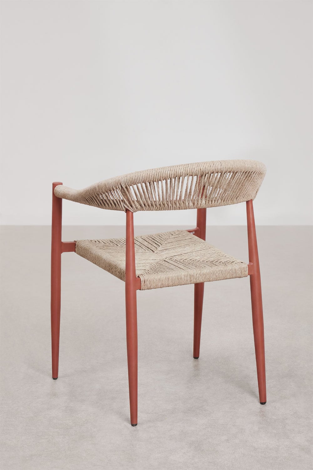 Stapelbarer Gartenstuhl mit Armlehnen aus Aluminium und synthetischem Rattan Amatria, Galeriebild 3