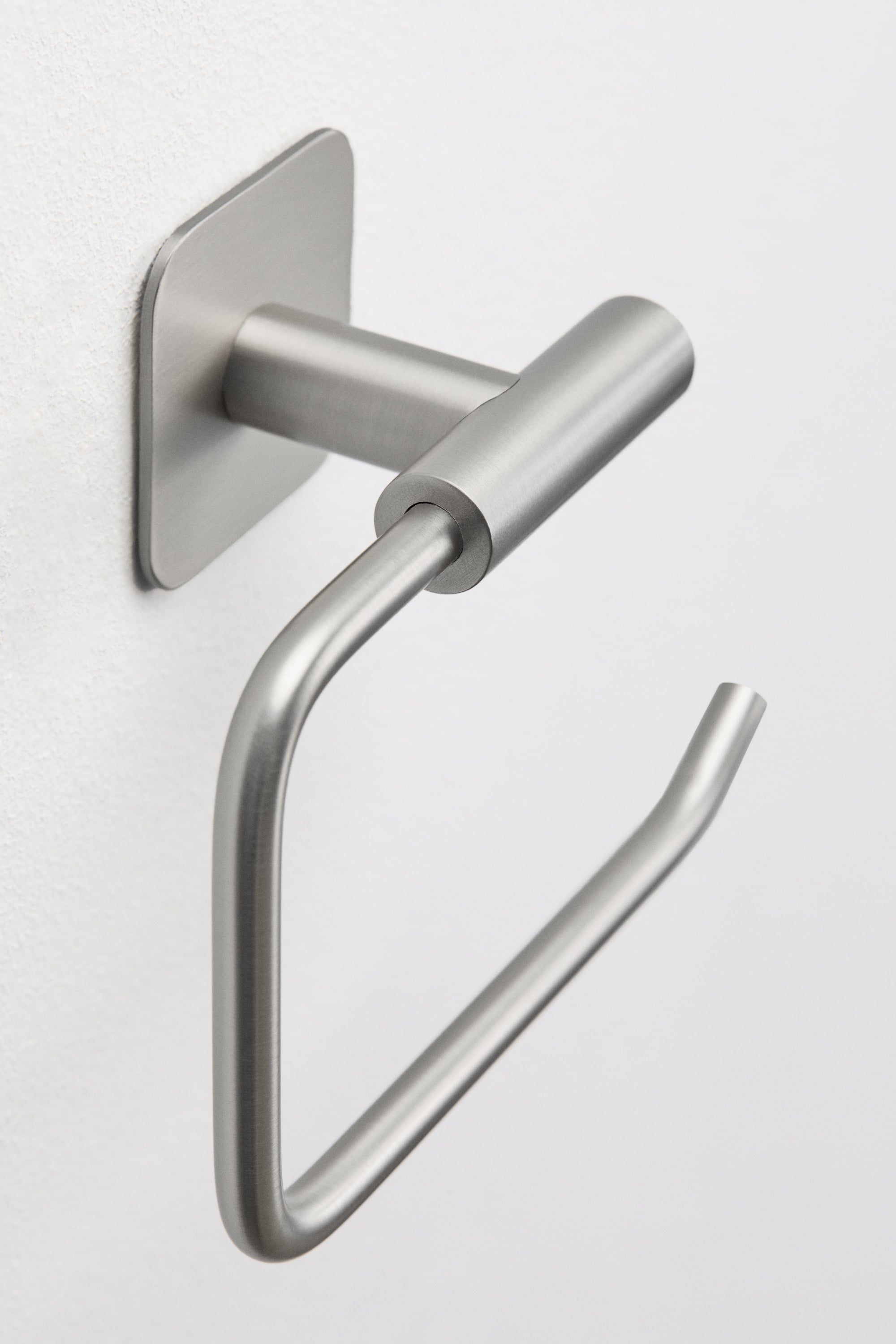 Selbstklebender Rollenhalter für das Badezimmer aus Edelstahl Ondreli, Galeriebild 3