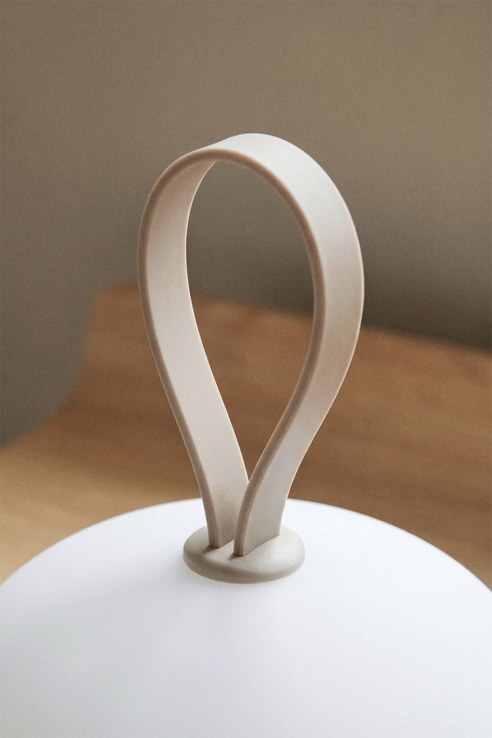 Kabellose LED-Tischlampe aus Polyethylen Atilia, Galeriebild 2