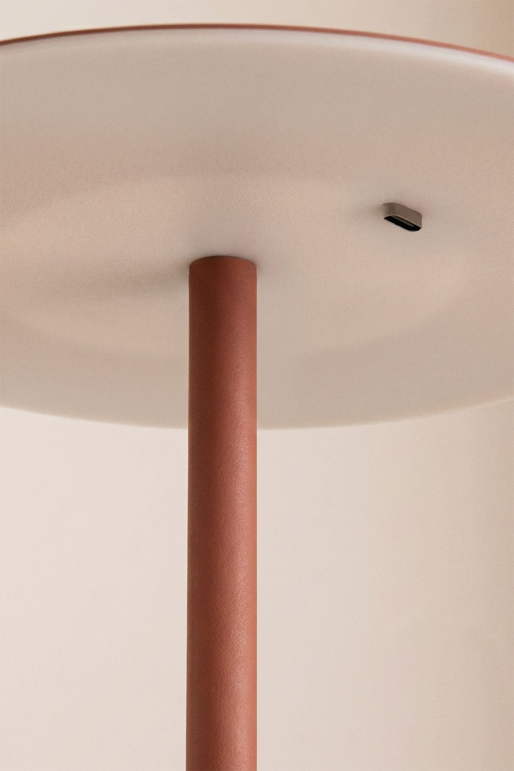 Kabellose LED-Stehlampe aus Eisen Emilein, Galeriebild 2
