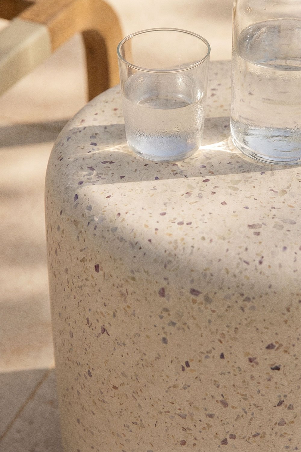 Runder Beistelltisch für den Garten Ø35 cm aus Beton Elyndra, Galeriebild 2