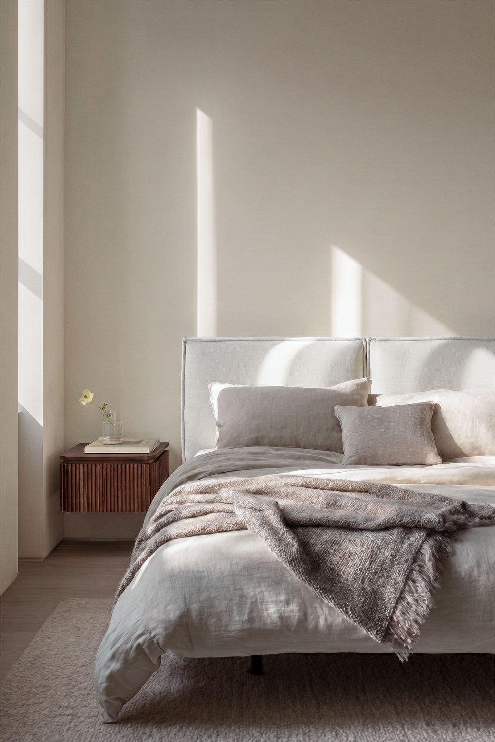 Gepolstertes Bett Ketia, Galeriebild 1