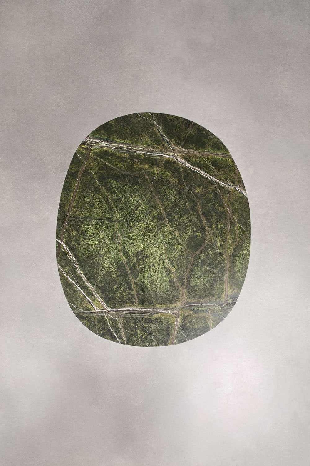 Ovaler Esstisch 120x100 cm aus Naturstein und Edelstahl Fertrix, Galeriebild 7