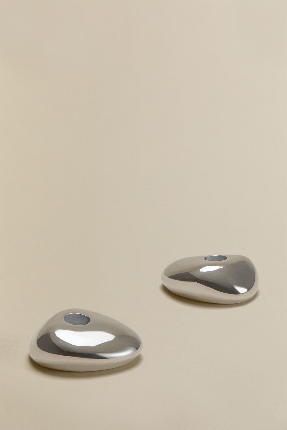 Pack mit 2 Kerzenhaltern aus Aluminium Irpinian, Galeriebild 3