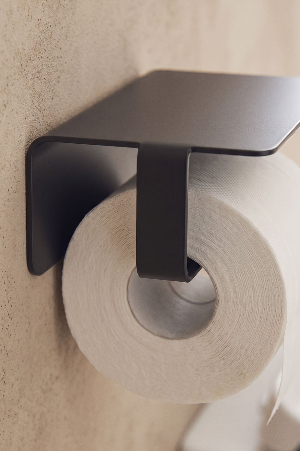 Selbstklebender Toilettenpapierhalter mit Ablage für das Badezimmer aus mattschwarzem Edelstahl Ondreli, Galeriebild 2
