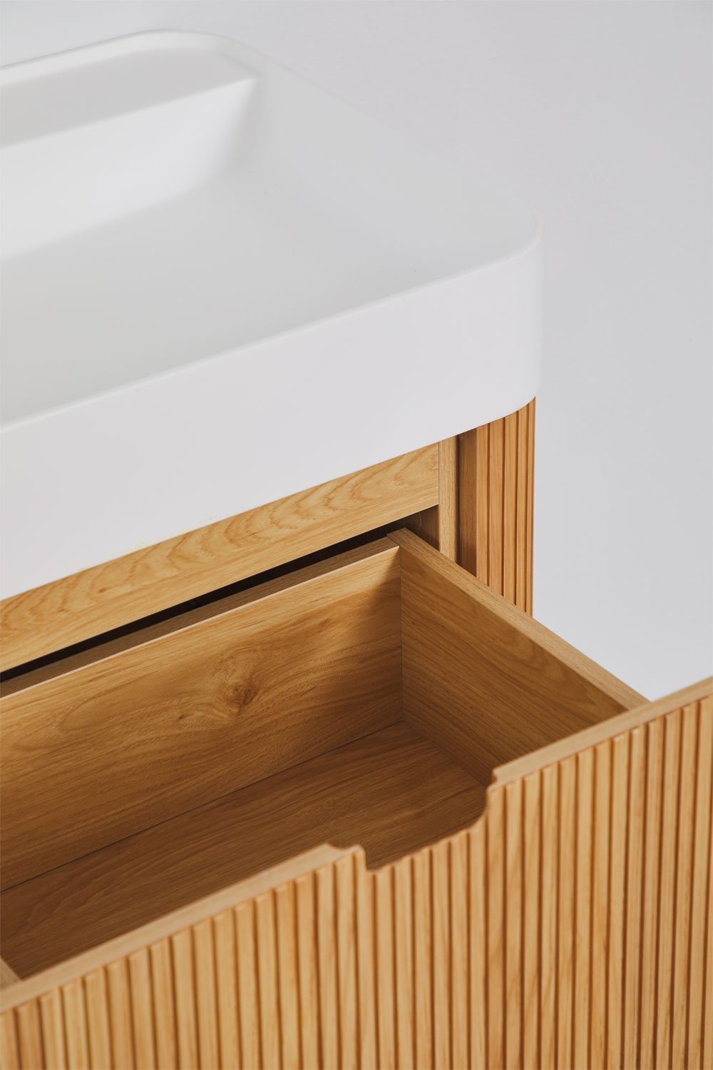 Hängendes Badezimmermöbel-Set 130x45 cm aus Holz mit integriertem Waschbecken Saioa, Galeriebild 6