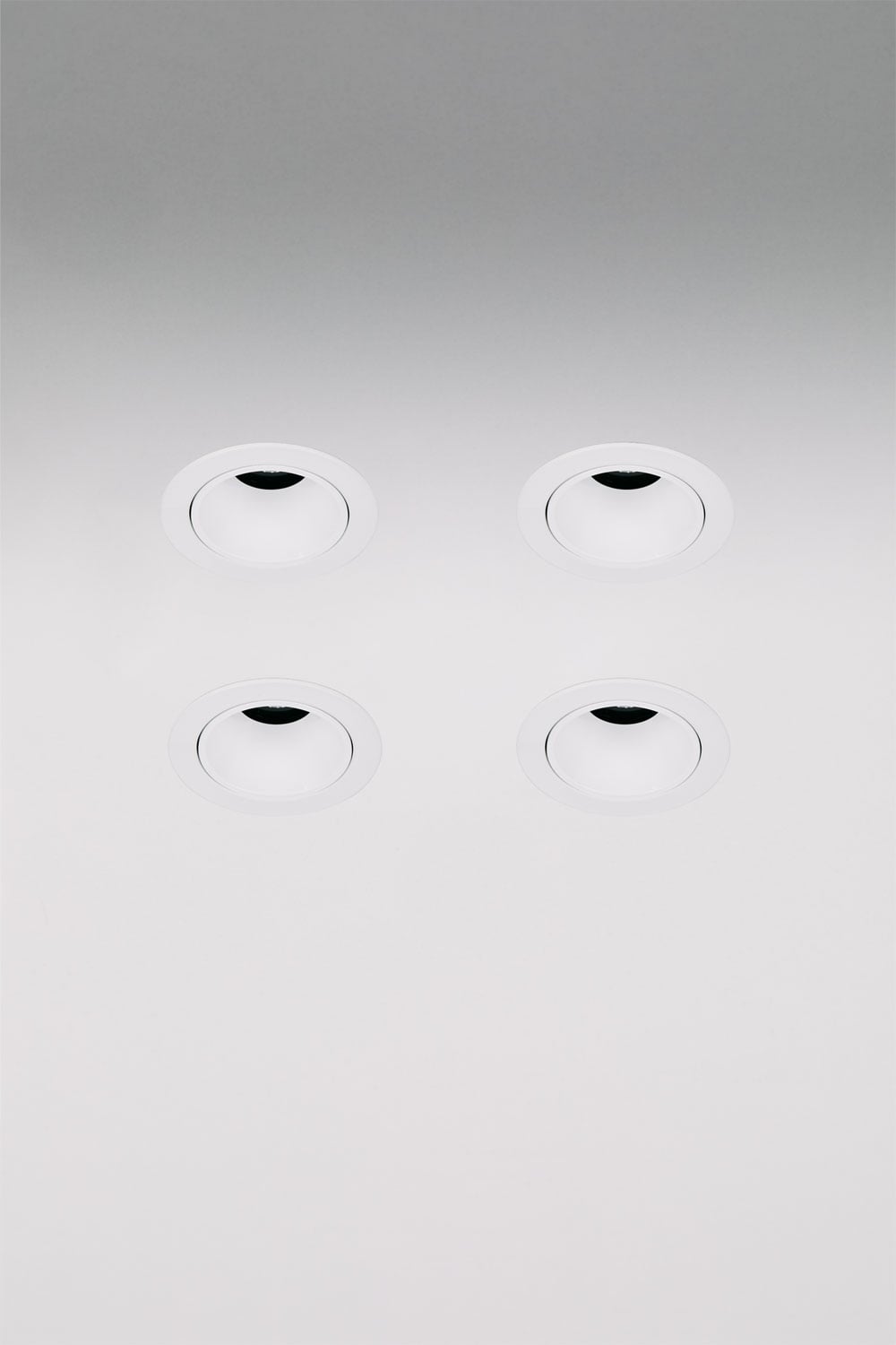 Pack mit 4 einbaubaren LED-Downlights mit runden Rahmen Ø5 cm für den Außenbereich aus Aluminium Orelva, imagen de galeria 1