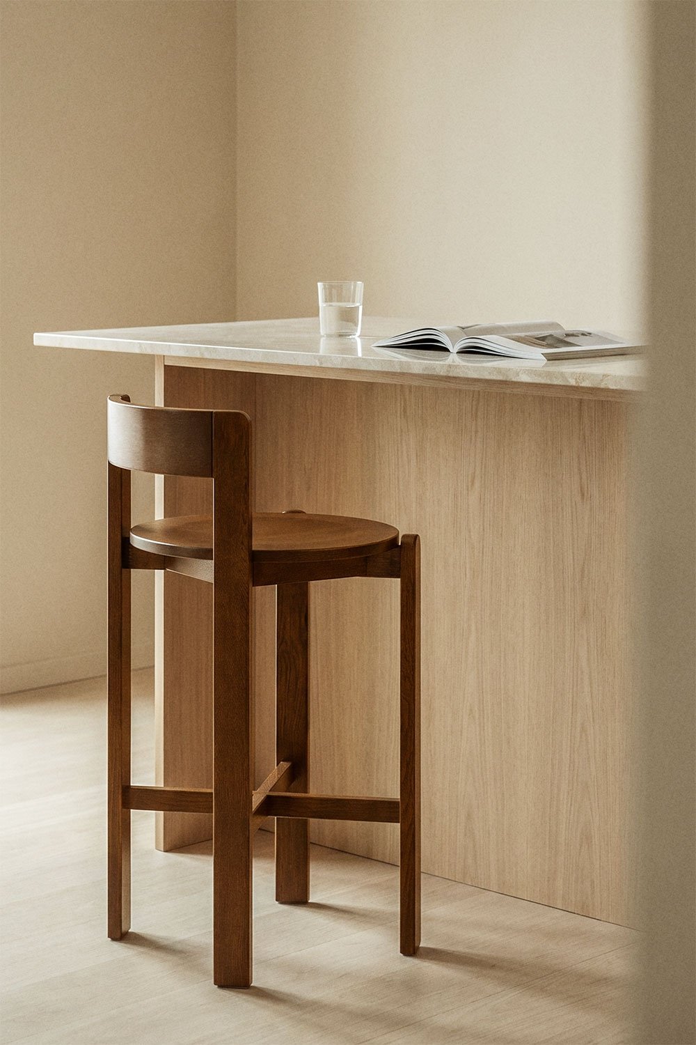 Hoher Hocker aus Eichenholz Noreli, Galeriebild 1