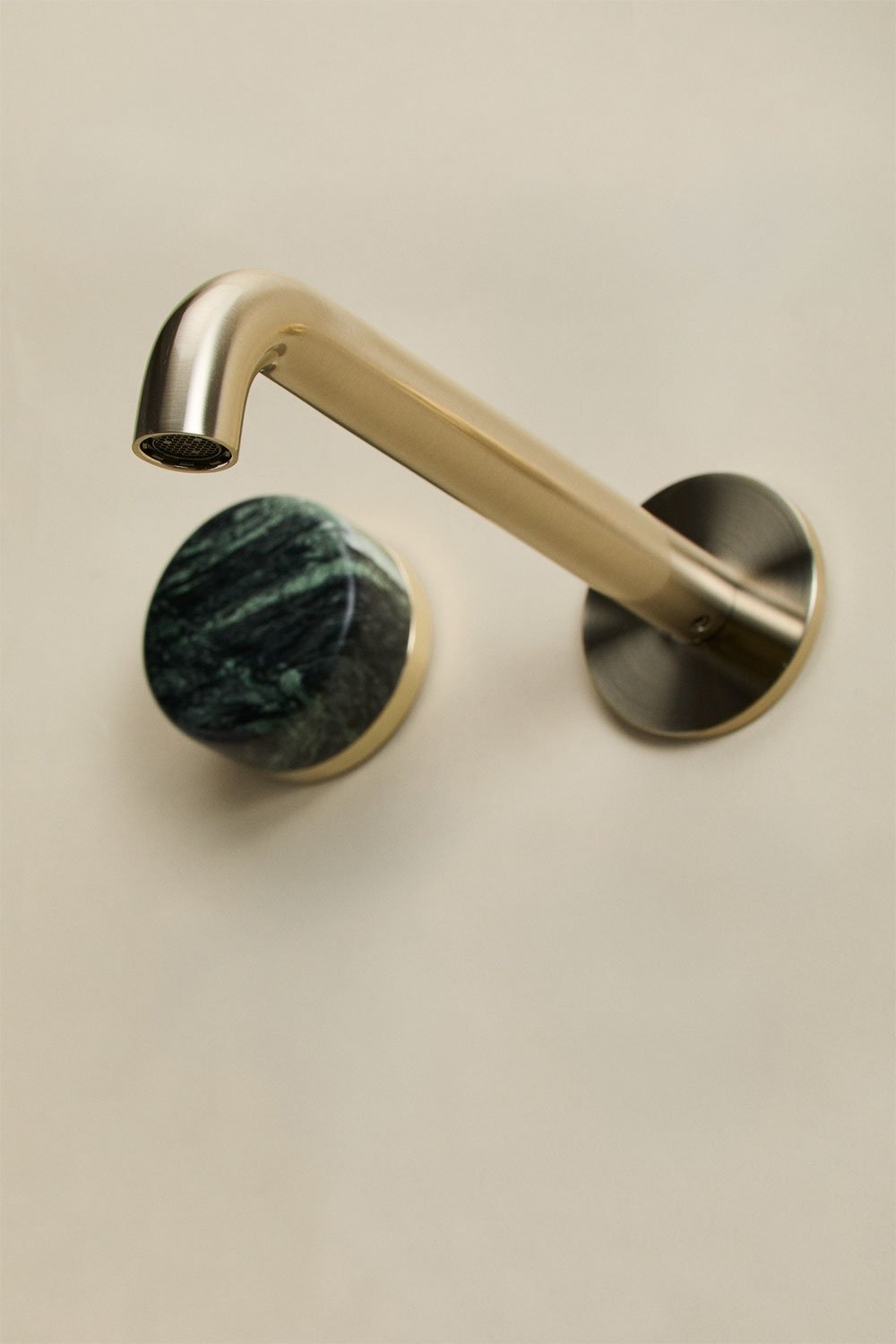 Set aus eingebautem Naturstein-Waschtischarmatur Gilstoin und Click-Clack-Abflussventil aus Messing Orveta, Galeriebild 5