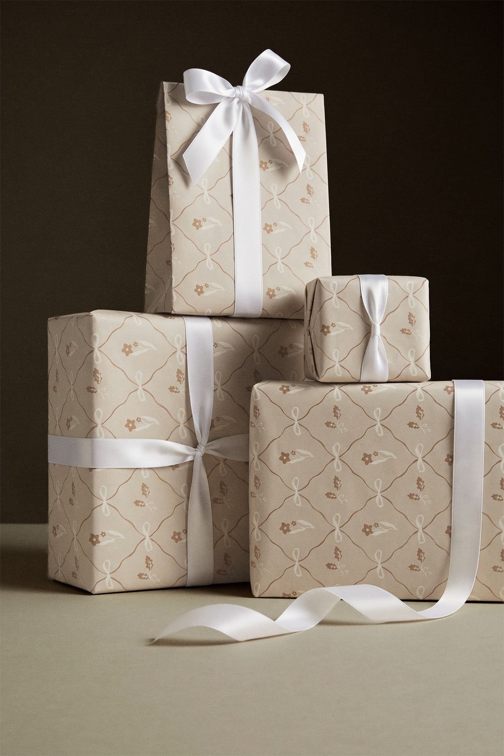 Valmour Geschenkpapier, Galeriebild 1